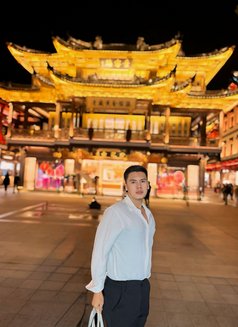 Pleasure Guy - Male escort in Bali Photo 2 of 3