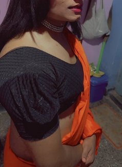 Pleasure Queen - puta in Mysore Photo 1 of 2