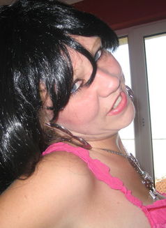 Pleasure Vip Escort - Agencia de putas in Sofia Photo 3 of 3