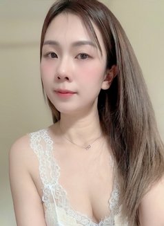 Ploy Bangkok Escort Girl - escort in Bangkok Photo 4 of 14