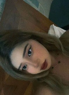 Ploy Hi - puta in Bangkok Photo 19 of 20