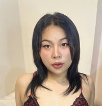 Ployly - puta in Bangkok