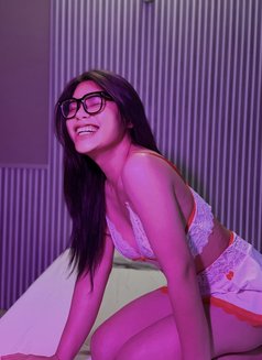 Ploysai - Transsexual escort in Abu Dhabi Photo 1 of 6