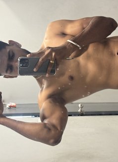 Pluto - Male escort in Chennai Photo 4 of 4