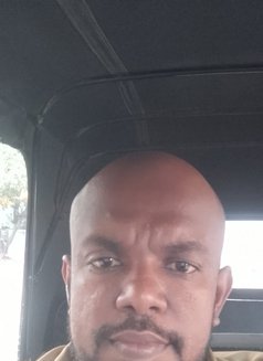 Pocketrocket - Male escort in Chennai Photo 4 of 4