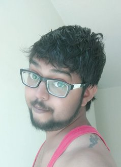 Doremon - Acompañantes masculino in New Delhi Photo 3 of 3
