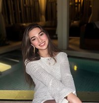 Polina Just Arrived in Doha - puta in Doha