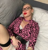 POLINA STRICT TEACHER ⛓️ - dominatrix in Dubai