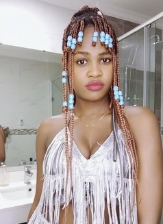 Poller Linny, New in the City - escort in New Delhi Photo 1 of 7