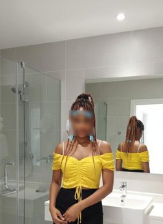 Poller Linny, New in the City - escort in New Delhi Photo 4 of 7