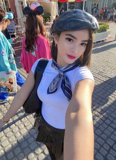 Polly - escort in Tokyo Photo 8 of 8