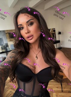 Polly Fantastic Lady - escort in Dubai Photo 4 of 14