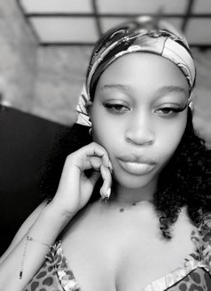 Polly - escort in Okinawa Island Photo 1 of 5