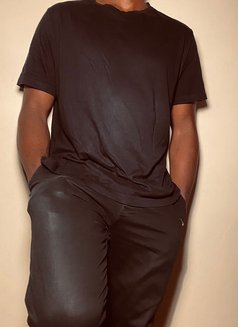 Poly Martini G. (Erotic Audio)) - Male escort in Nairobi Photo 2 of 3