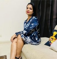 Pondicherr call girl and escorts service - puta in Pondicherry