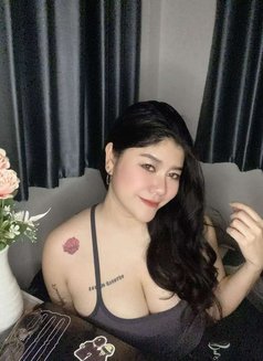 Pony - escort in Beirut Photo 3 of 4