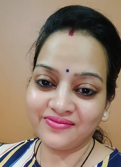 Pooja Aunty - escort in Noida Photo 5 of 6