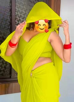 Anal wali Bhabhi - escort in New Delhi Photo 1 of 5