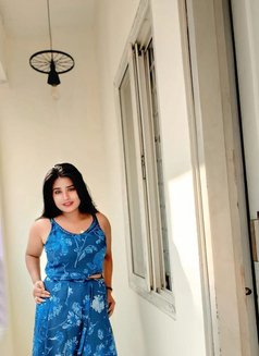 POOJA CAM AND MEET - puta in Mumbai Photo 3 of 6