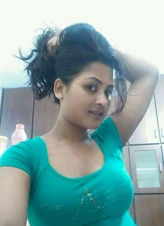 HOT INDIAN LADY POOJA CAM SEX - escort in Muscat Photo 4 of 6