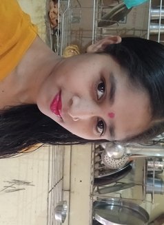 Pooja Cash Payment - escort in Kochi Photo 1 of 5