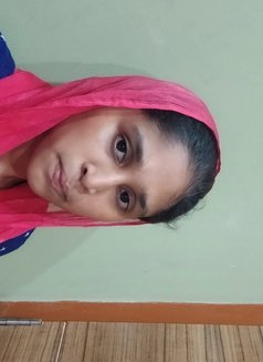 Pooja Cash Payment - escort in Kochi Photo 4 of 5