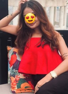 Pooja Delhi Cam Service - dominatrix in New Delhi Photo 3 of 4