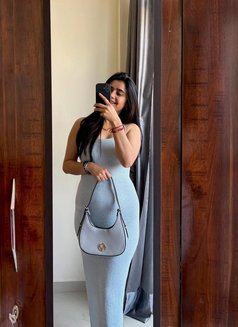 Pooja - escort in Kolkata Photo 1 of 4