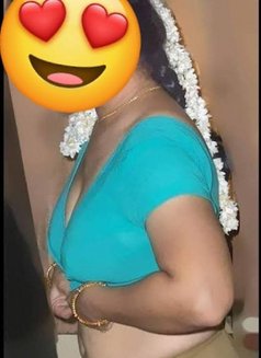 Pooja - escort in Pune Photo 1 of 2