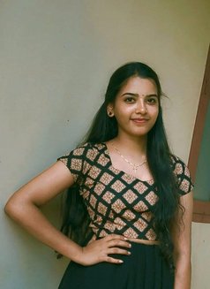 Pooja Gowda - escort in Zürich Photo 1 of 1