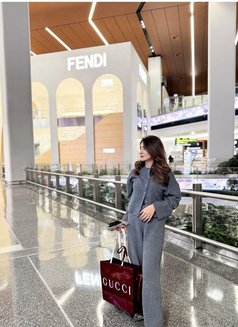 Pooja Independent - escort in Dubai Photo 1 of 4