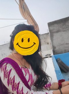 Pooja Independent - escort in Noida Photo 3 of 5