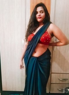 Pooja South Indian Busty - escort in Dubai Photo 3 of 7