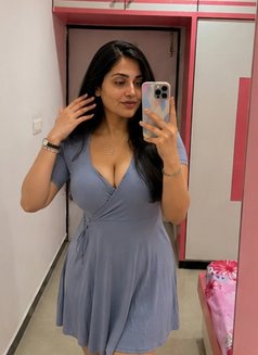 Pooja - escort in Bangalore Photo 1 of 6