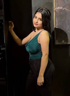 Pooja - escort in Candolim, Goa Photo 3 of 10