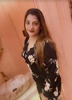 Pooja - escort in Candolim, Goa Photo 5 of 5