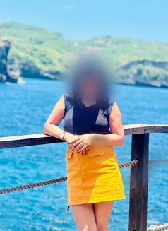 Pooja - escort in Jaipur Photo 3 of 3