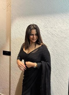 Pooja - escort in Kolkata Photo 6 of 7