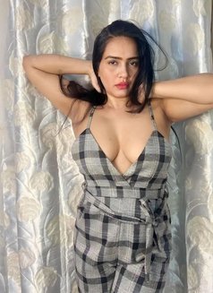 Pooja - escort in New Delhi Photo 2 of 2