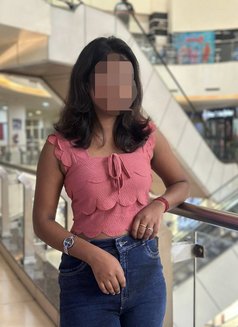 Hi I'm Preeti Patel Cam & Real Meet - puta in Mumbai Photo 2 of 2