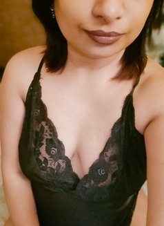 Pooja - escort in Noida Photo 2 of 3