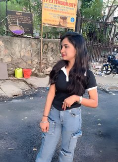 Aisha Escorts 4 Girls - escort in Noida Photo 2 of 5