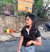 Aisha Escorts 4 Girls - escort in Noida