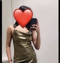 Pooja - puta in Siliguri