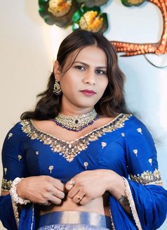 Pooja - Transsexual escort in Hyderabad Photo 2 of 4