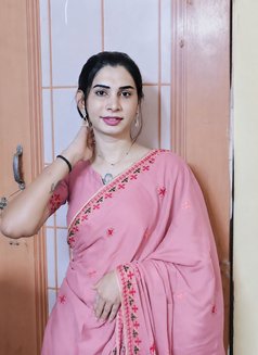 Pooja - Transsexual escort in Pune Photo 2 of 5
