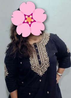 Pooja Indian independent girl - escort in Dubai Photo 3 of 3