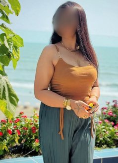 Pooja Indipendent - puta in New Delhi Photo 1 of 1