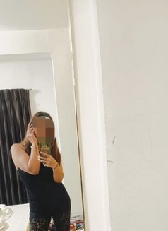 Pooja individual Real Meet Cam🦋🤍 - puta in Mumbai Photo 3 of 4