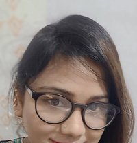 Pooja ( individual ) Real Meet Cam🦋🤍 - escort in Navi Mumbai Photo 1 of 2